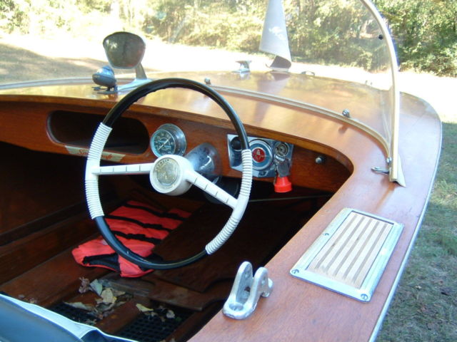 early wood runabout